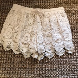 Cream Lace Shorts